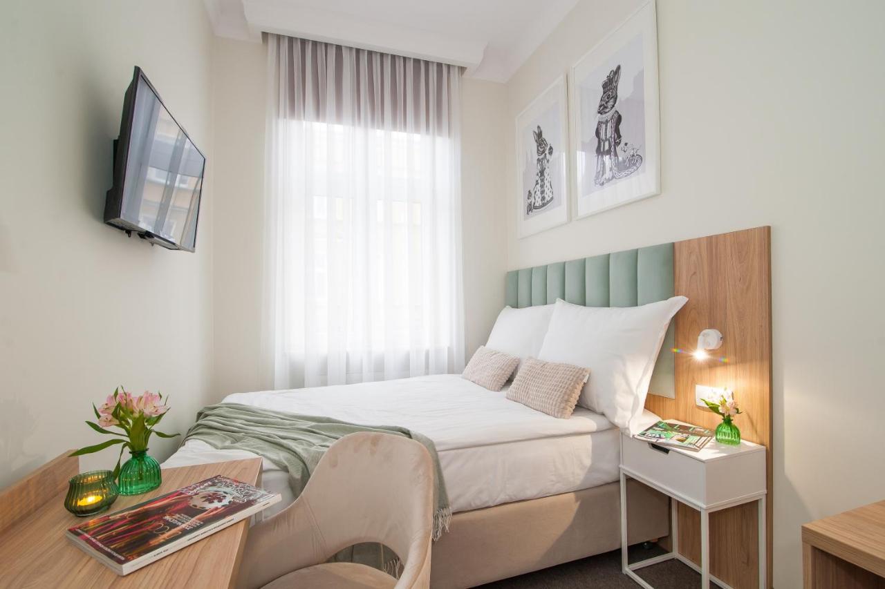 Hotel Awo グニェズノ 部屋 写真