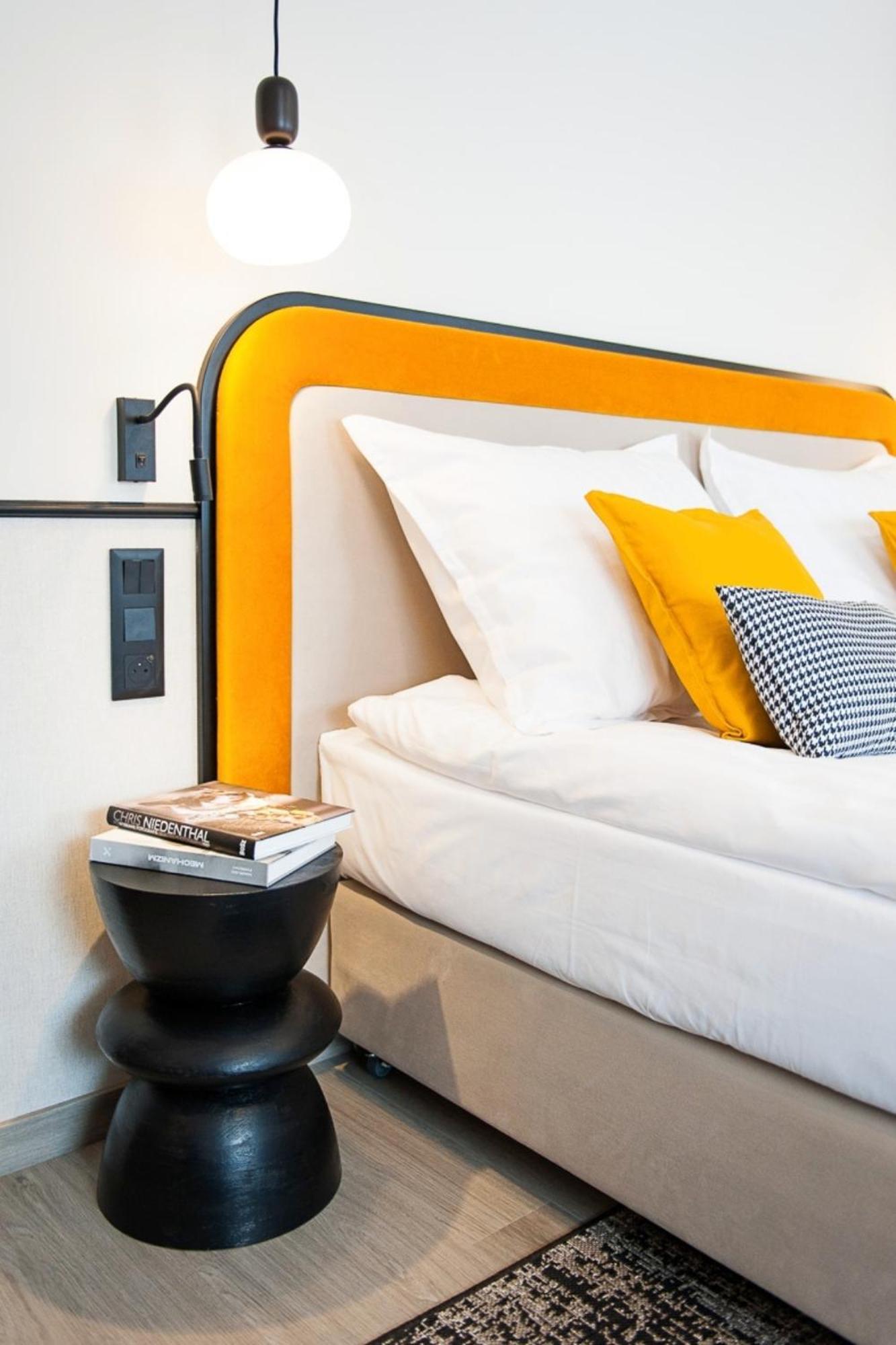 Hotel Awo グニェズノ エクステリア 写真