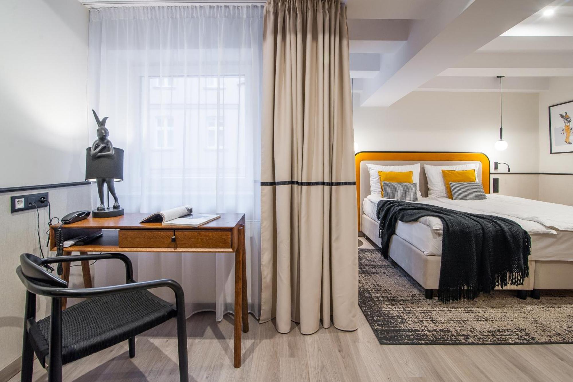 Hotel Awo グニェズノ 部屋 写真